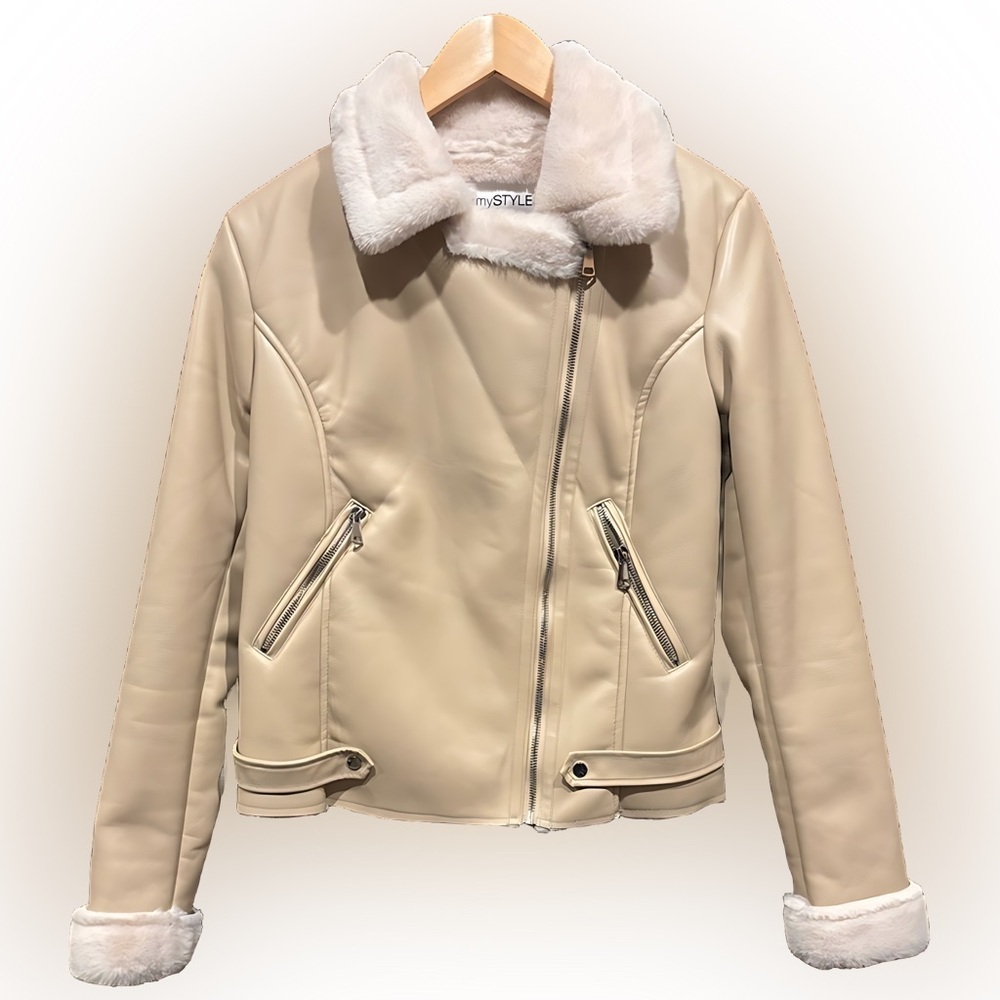 Elegant Cream PU Leather Jacket with Shearling Trim - Picture 2 of 13